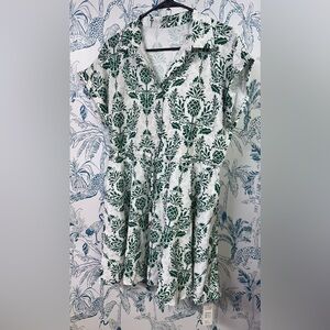 Cupshe Green and White Floral Design